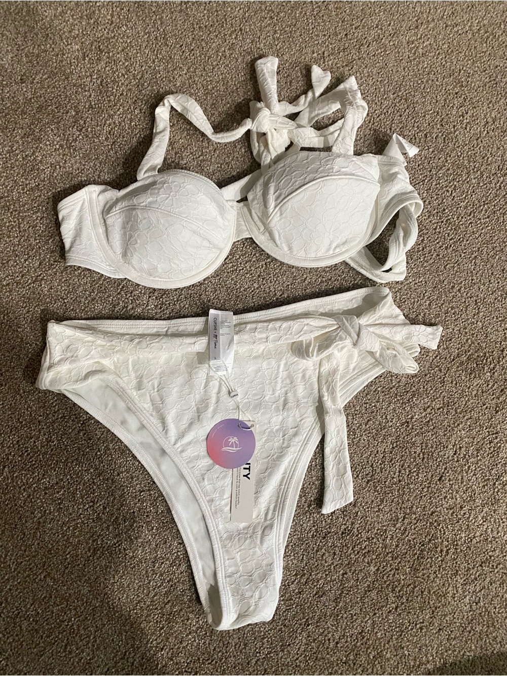Cupshe White Textured Tie-Side Underwire Bikini